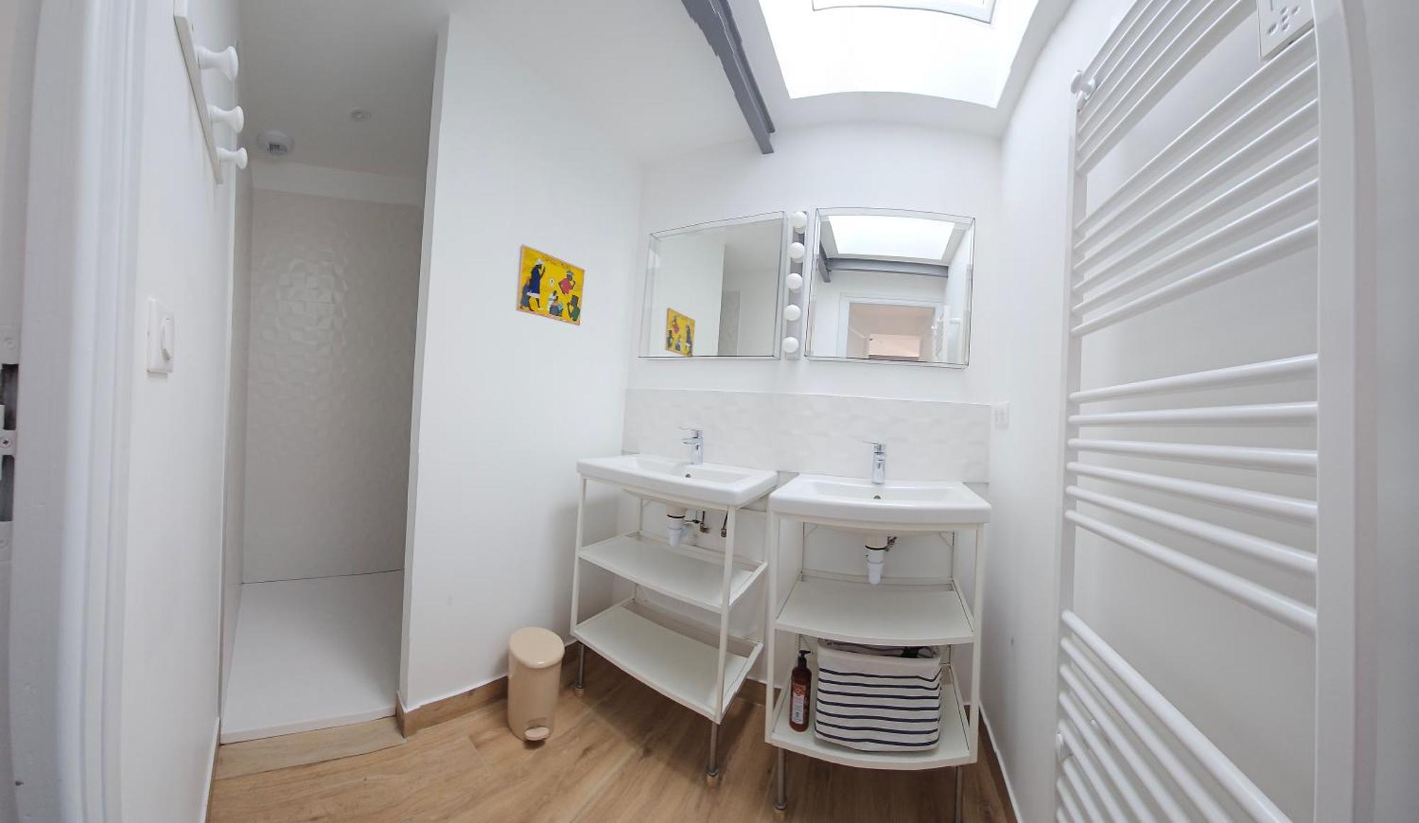 Maison De Famille A Batz Sur Mer Proche Plages Habitación foto